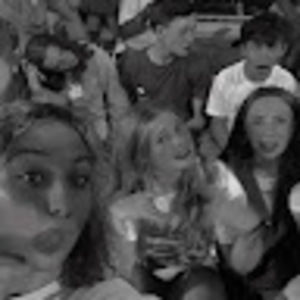 Meet your Posher, Ana